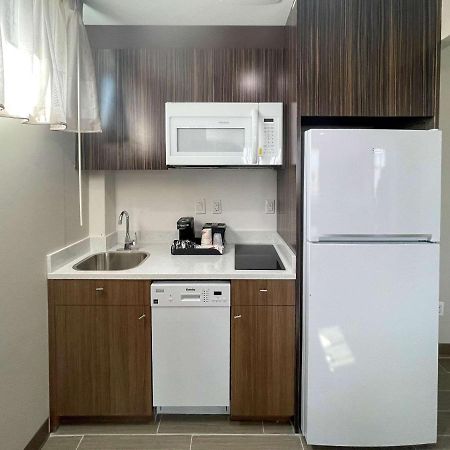 Mainstay Suites New York Buitenkant foto