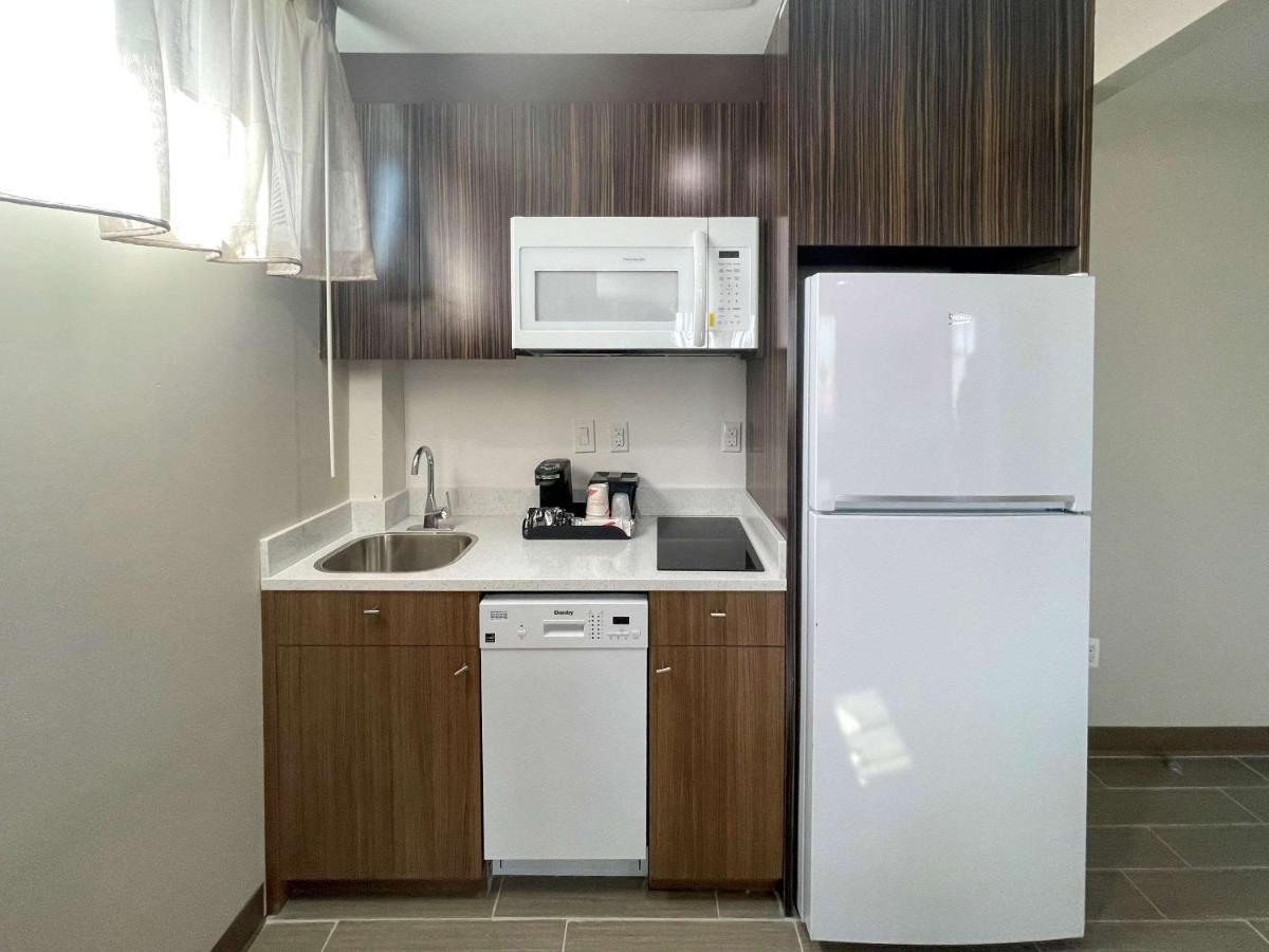 Mainstay Suites New York Buitenkant foto