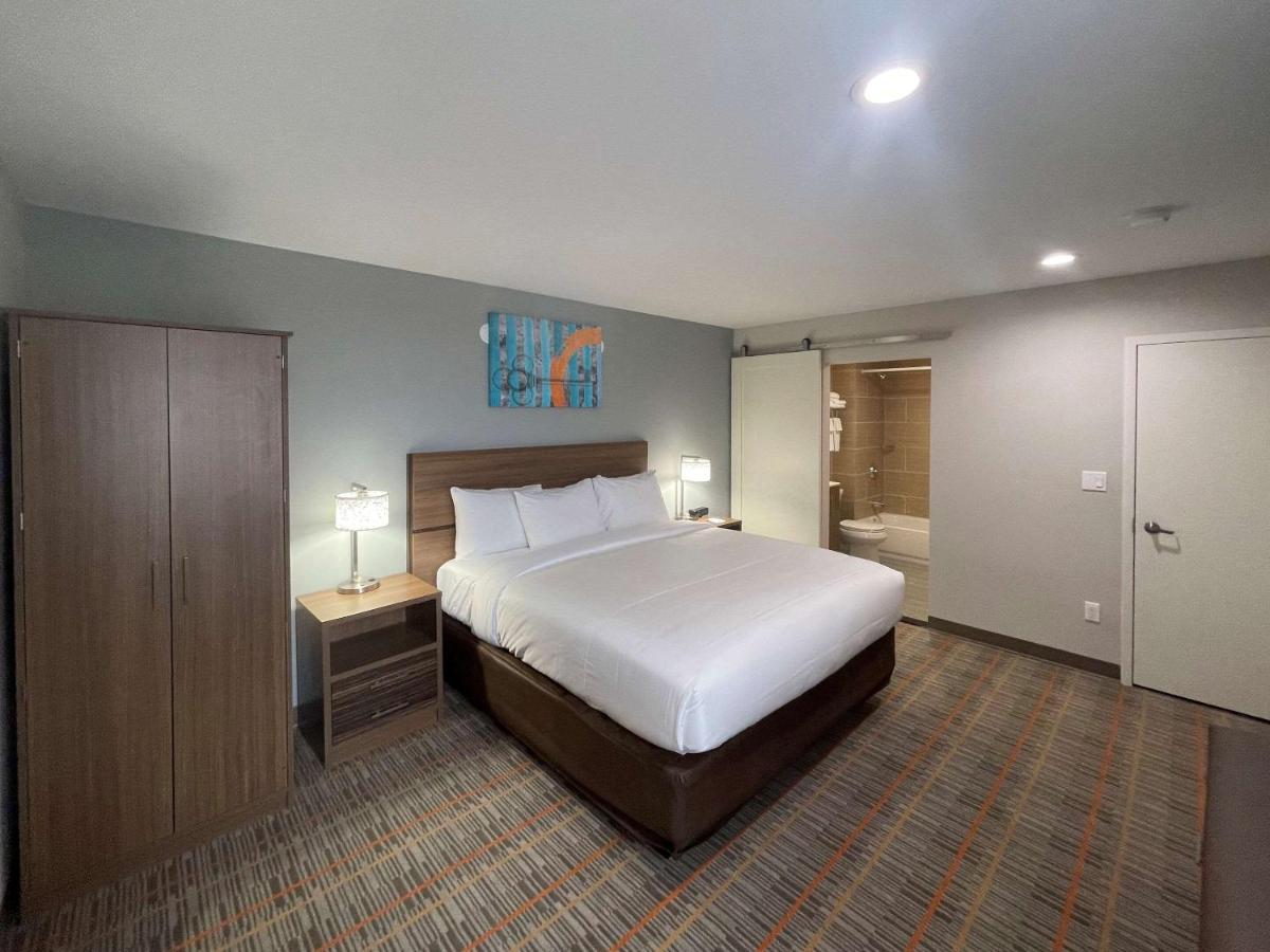 Mainstay Suites New York Buitenkant foto