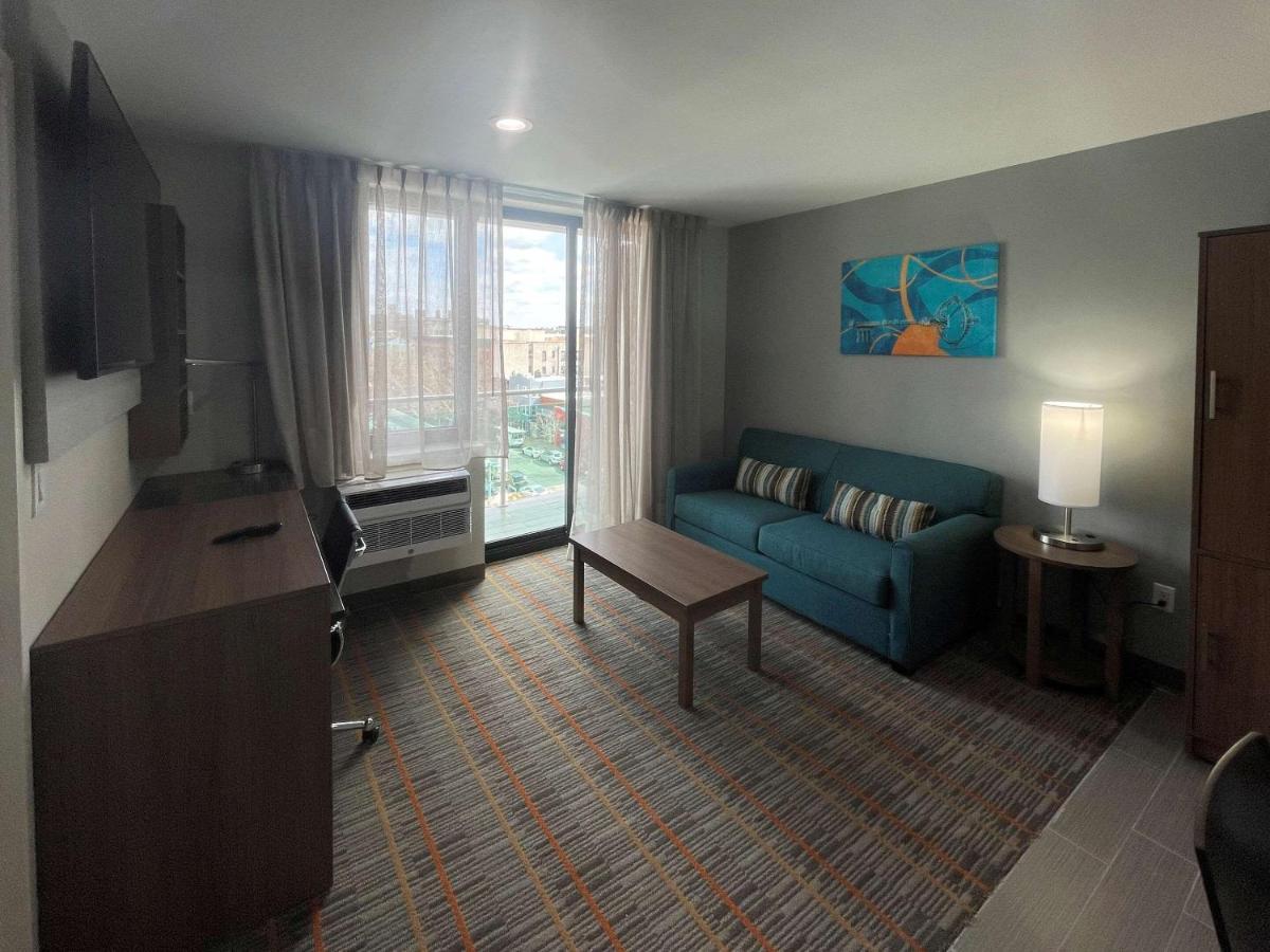 Mainstay Suites New York Buitenkant foto