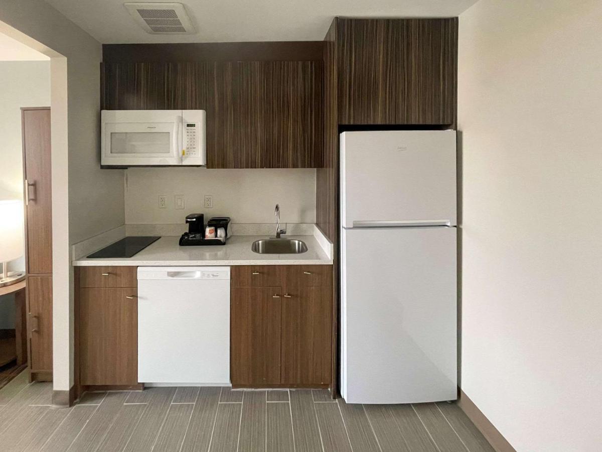 Mainstay Suites New York Buitenkant foto